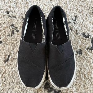 Preloved Platform TOMS